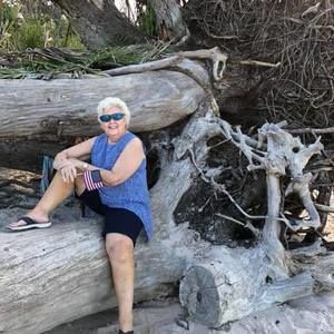 Meet your Posher, Elaine garrett